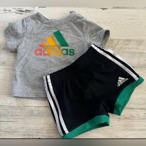 ***sold** Adidas Boys 2 Piece Short Set Size 3 months